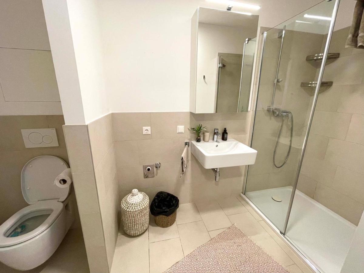 Urban Oasis: Stylische Wohnung 비엔나 외부 사진